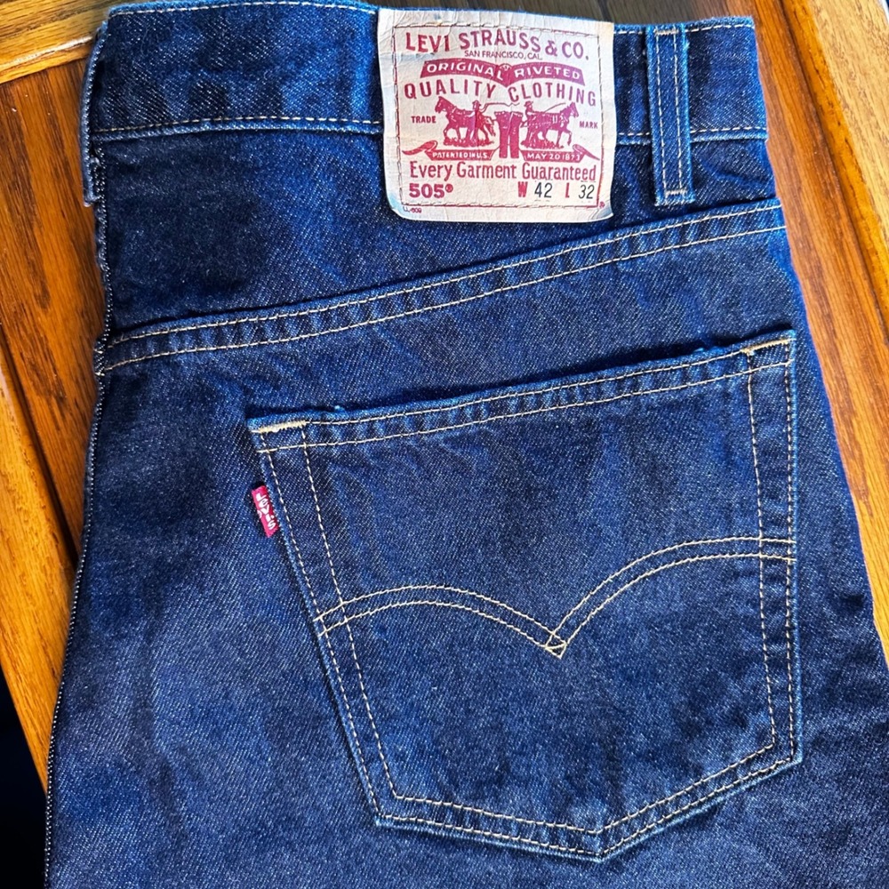 Vintage Y2K Levis 505 Regular Fit Dark Wash Denim Jeans Mens 42x32 Straight Leg